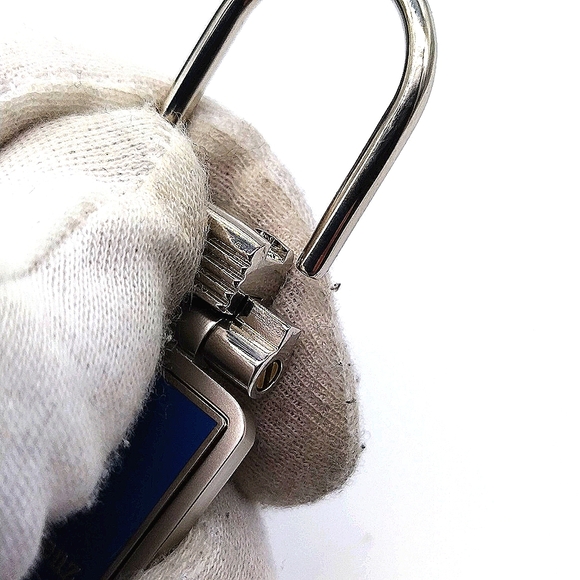 NIB Authentic Mercedes Benz Vintage Keychain Key Fob in Nickel-Oem - Picture 6 of 6